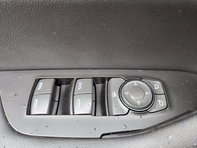 Used 2025 Gray Chevrolet RS image 37