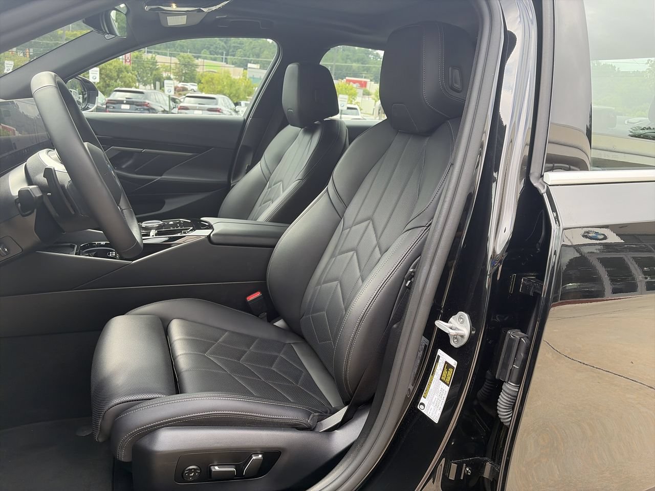 Used 2025 Black Sapphire Metallic BMW 530i image 14