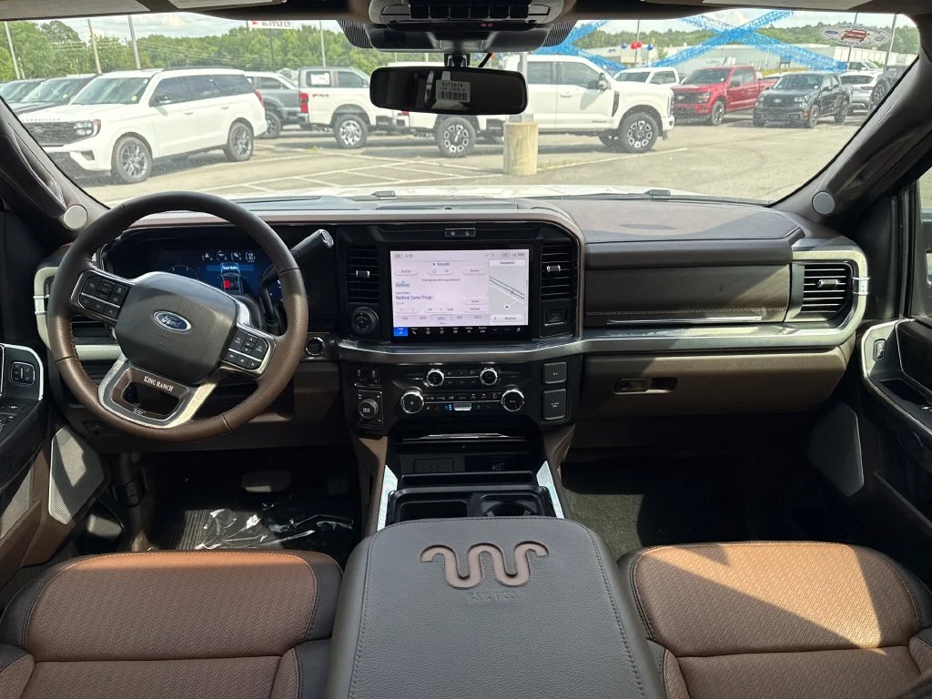 New 2026 Star White Metallic Tri-Coat Ford F-250® King Ranch® image 27