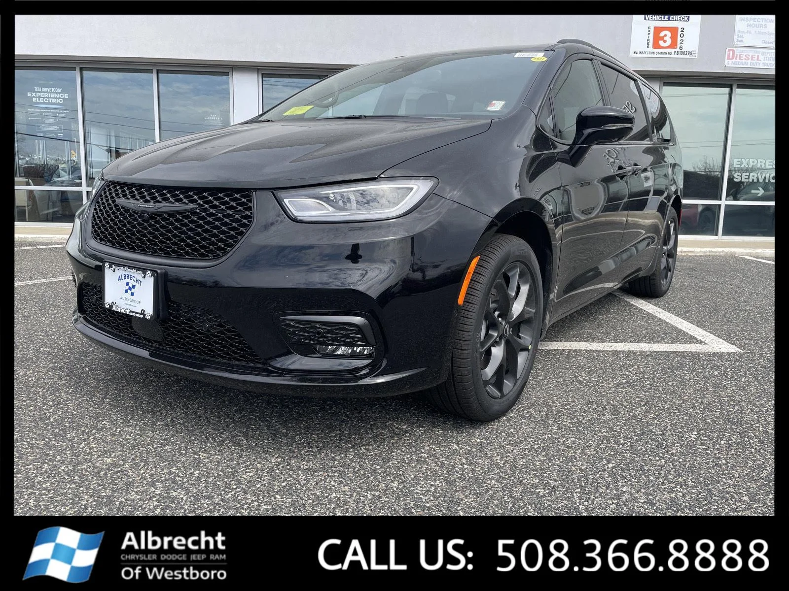 2026 Chrysler Pacifica Select AWD's photo
