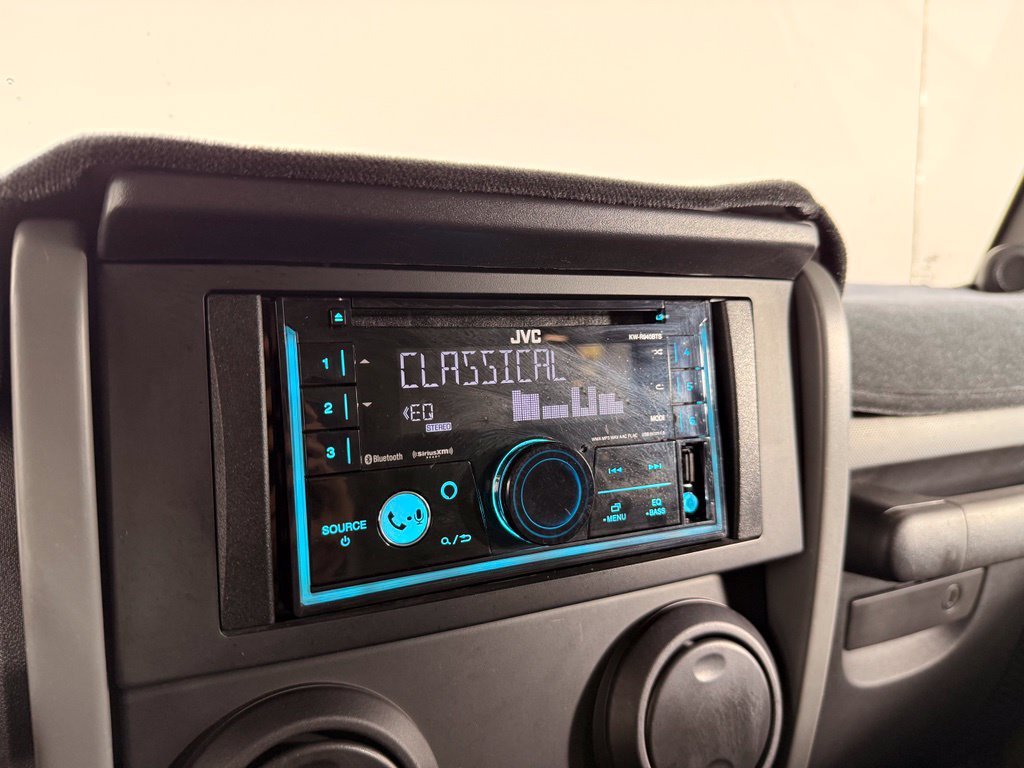 Used 2007 Green Jeep Sahara image 29