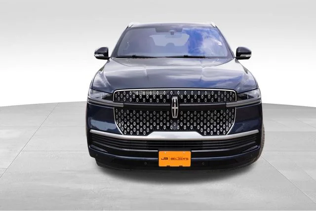 Used 2025 Blue Lincoln Reserve image 12
