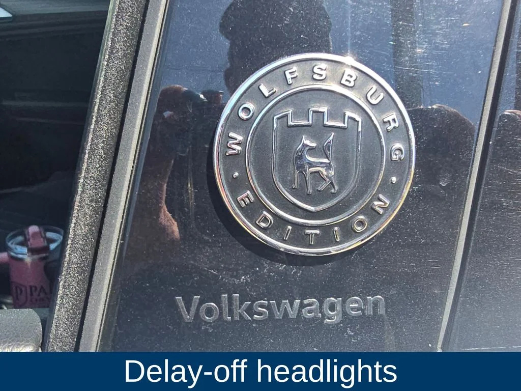 Used 2024  Volkswagen 2.0T Wolfsburg Edition image 10