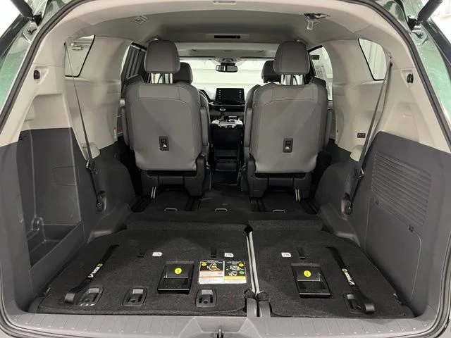 Certified Used 2024  Toyota XLE image 19