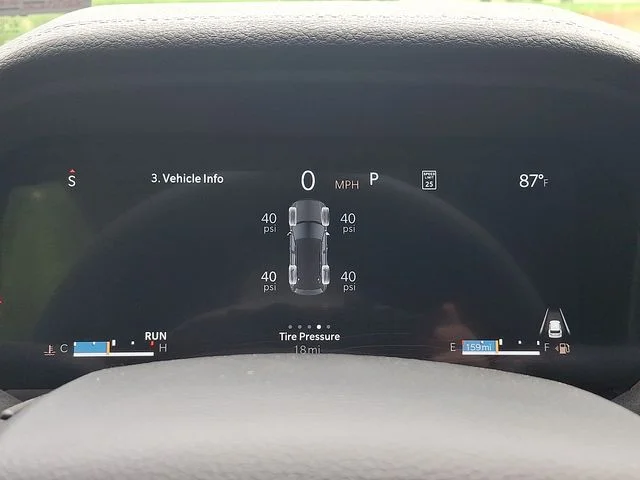New 2026 Gray Jeep Altitude image 15