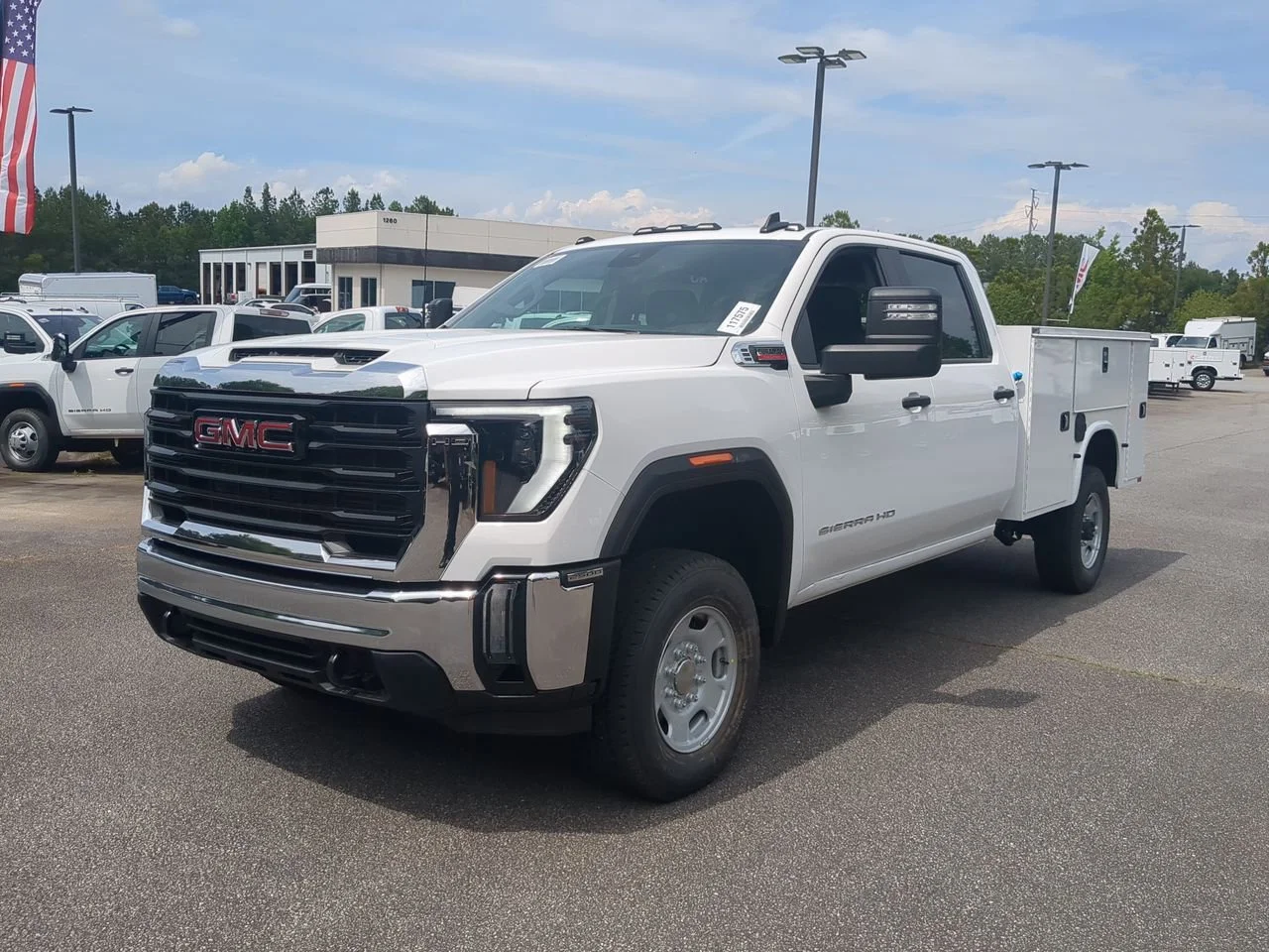 New 2026 Summit White GMC Pro image 4