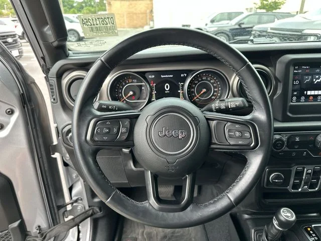 Used 2020 Silver Jeep Unlimited Sport S image 14