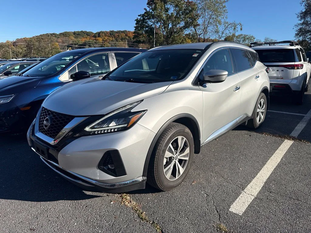 Used 2024 Silver Nissan SV image 2