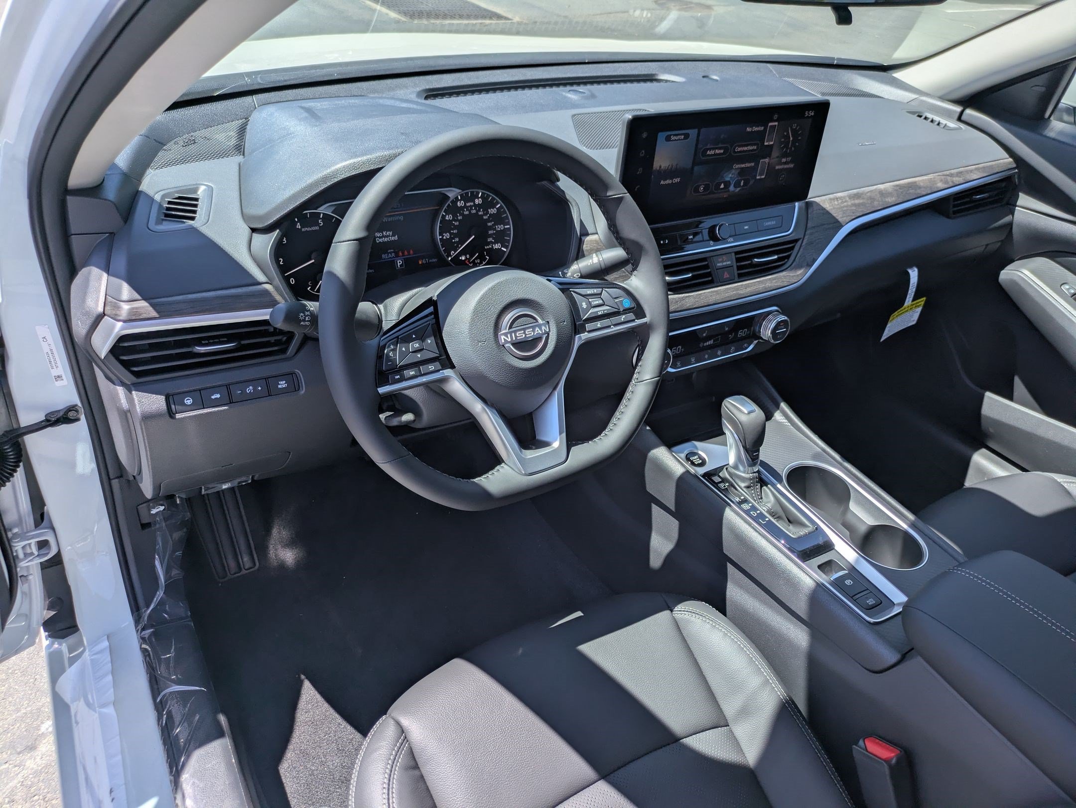 New 2026 Pearl White Tricoat Nissan SV image 10
