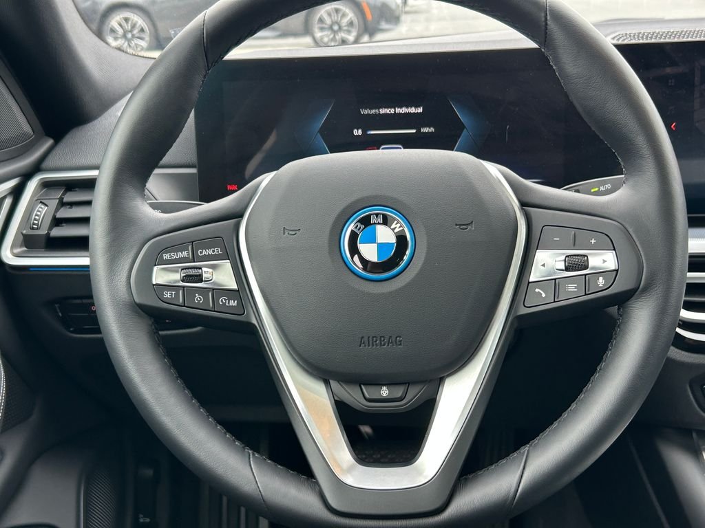 Certified Used 2023 Alpine White BMW eDrive35 image 18