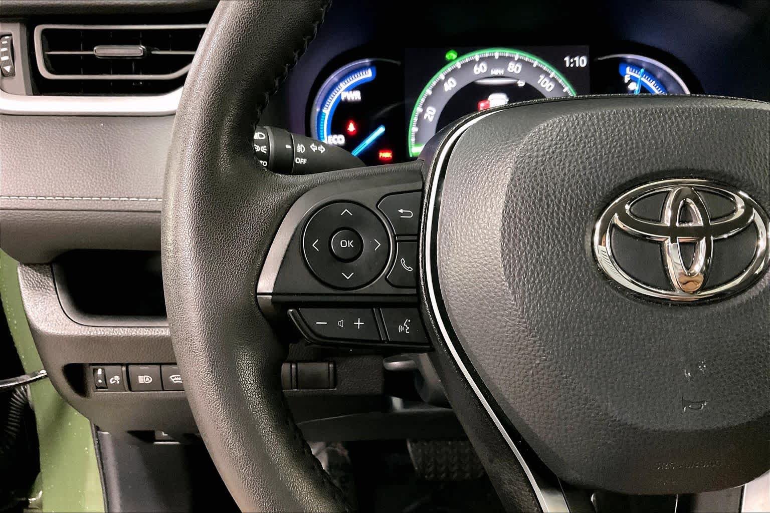 Used 2025 Army Green/Midnight Black Metallic Toyota Hybrid Woodland image 23