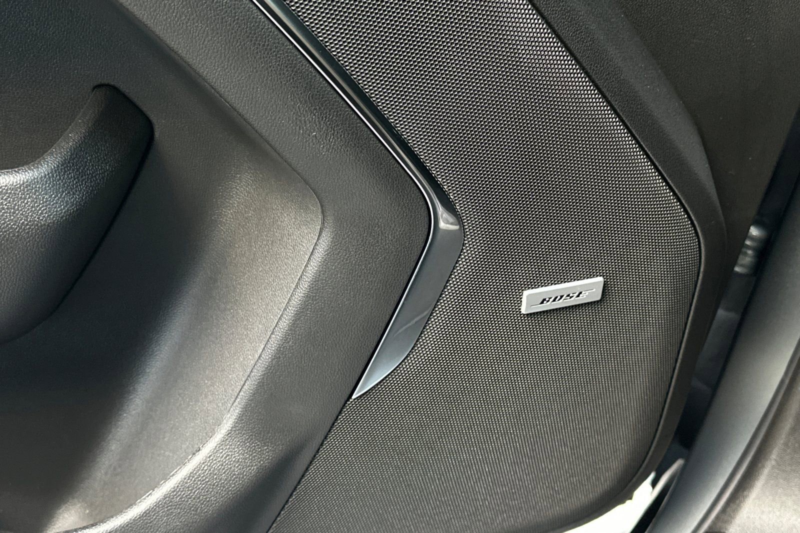 2025 Chevrolet Suburban Premier - Photo 31