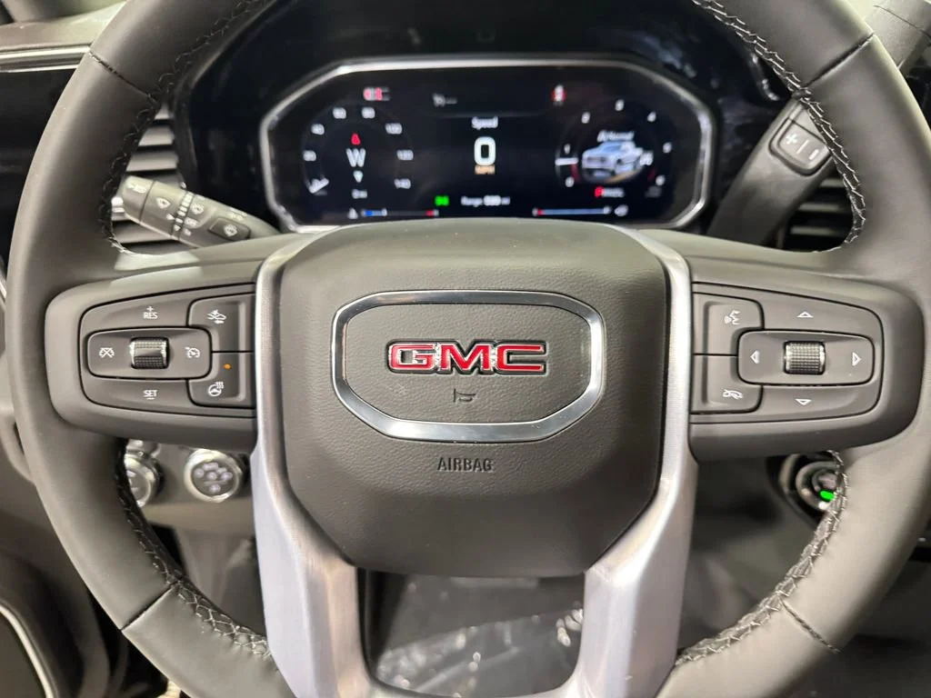 New 2026 Onyx Black GMC Elevation image 15