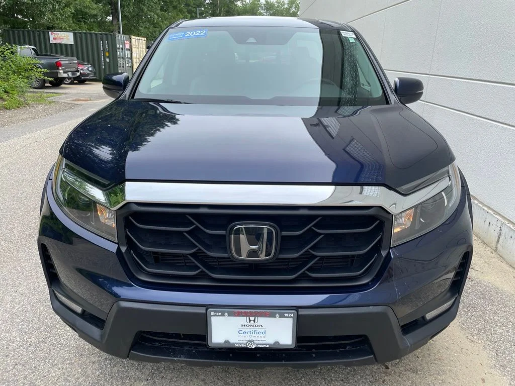 Used 2022 Obsidian Blue Pearl Honda AWD RTL image 3