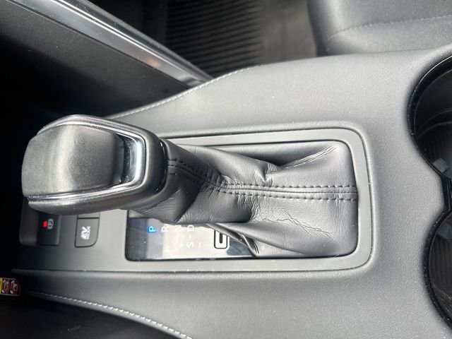 Used 2024  Toyota LE image 20