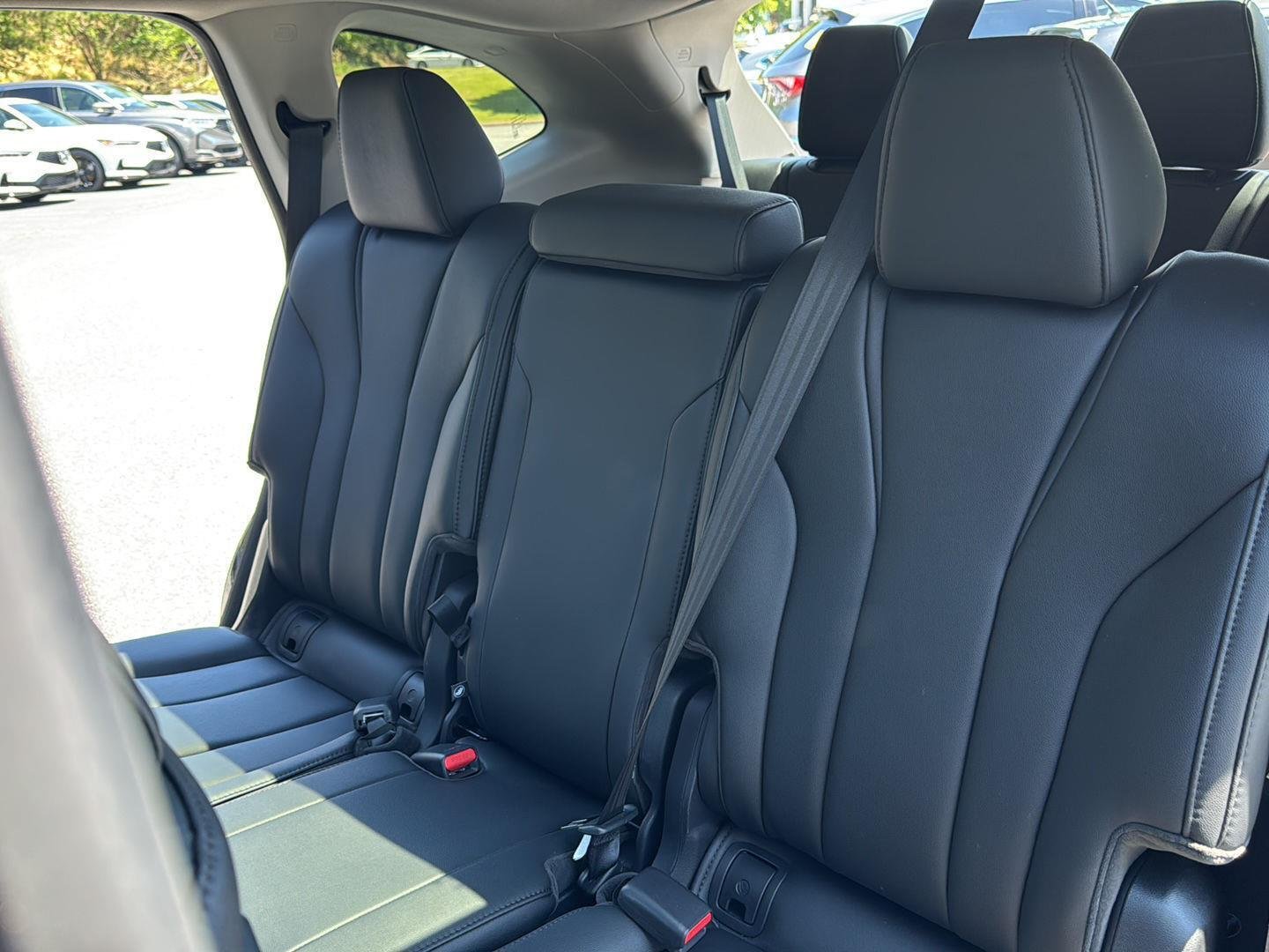 Used 2024 Majestic Black Pearl Acura Base image 22