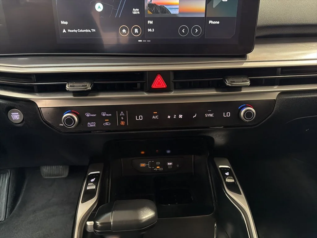 Used 2024 Silver Kia S image 20