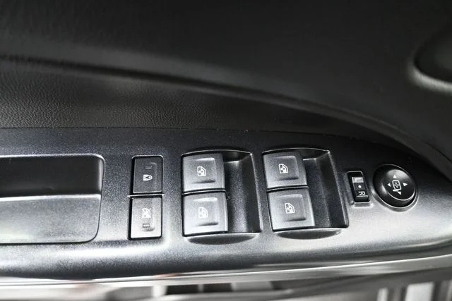 Used 2021 Gray Chevrolet LT image 14