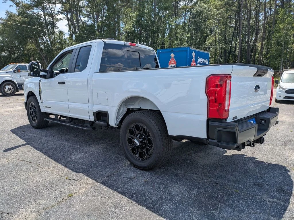 2026 Ford F-250 Super Duty XL - Photo 6
