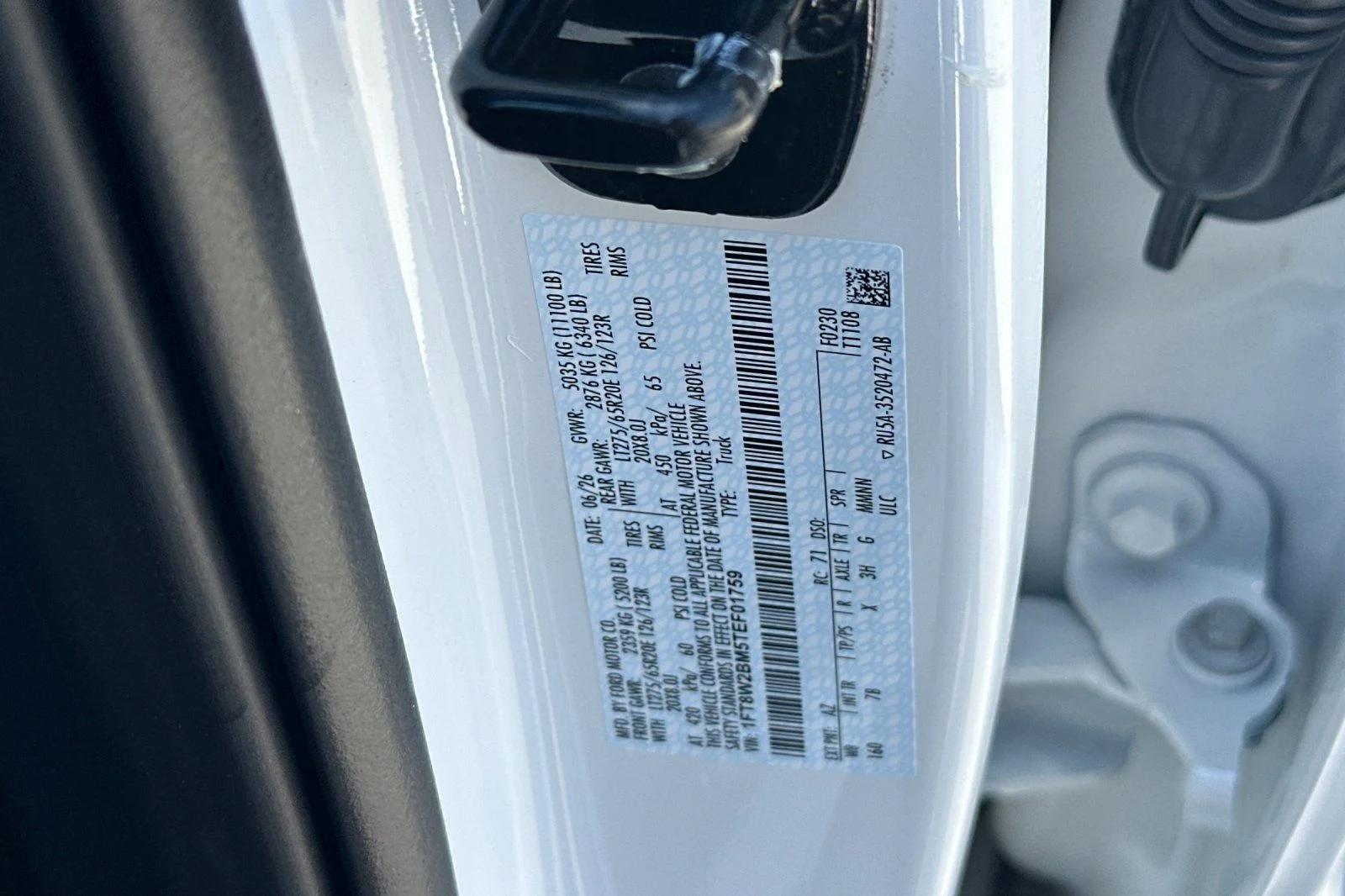 New 2026 Star White Metallic Tri-Coat Ford F-250® Platinum® image 26