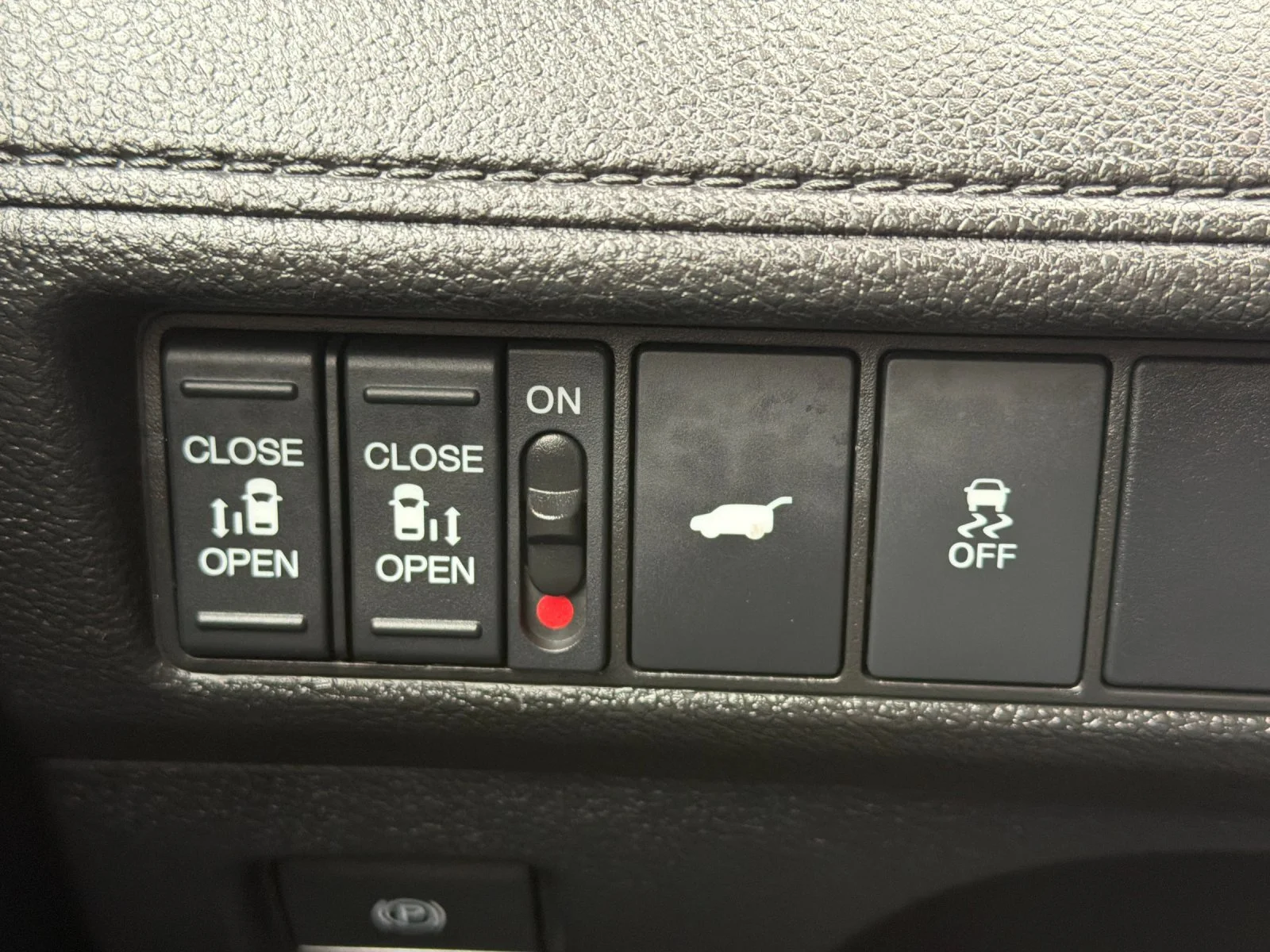 Used 2025  Honda Sport-L image 35