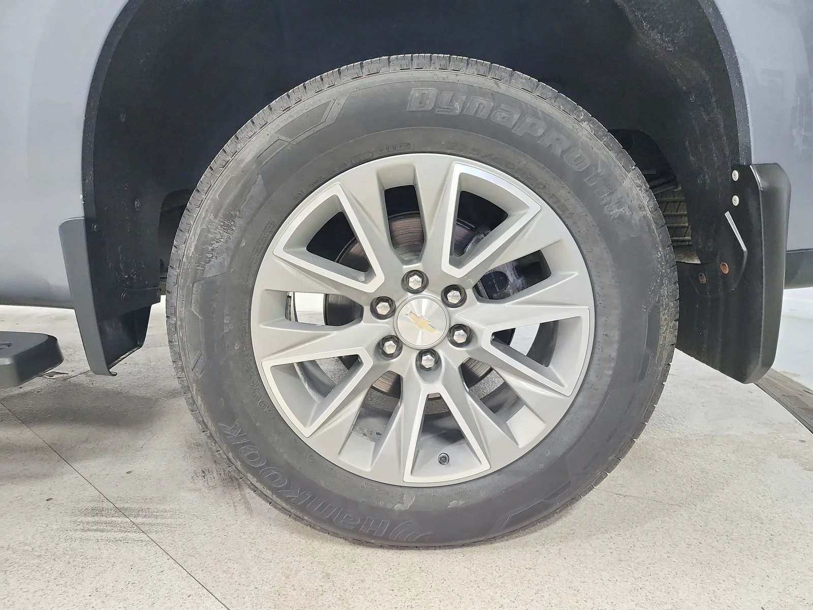 Used 2022 Gray Chevrolet High Country image 48