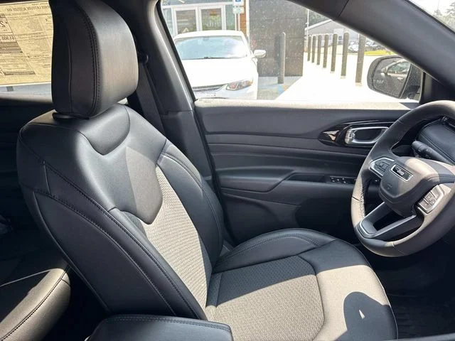 New 2026 Silver Jeep Latitude image 13