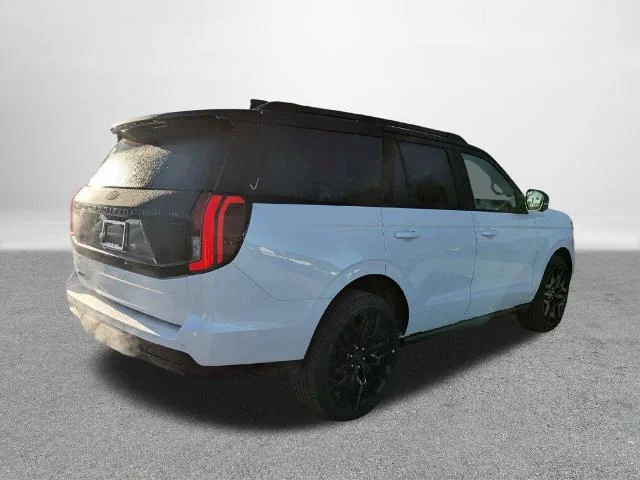 New 2027 Star White Metallic Tri-Coat Ford Platinum image 38