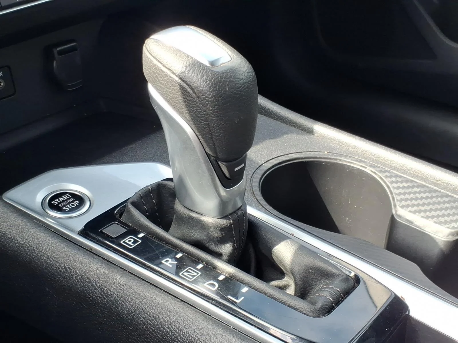 Used 2025 Gun Metallic Nissan SV image 5
