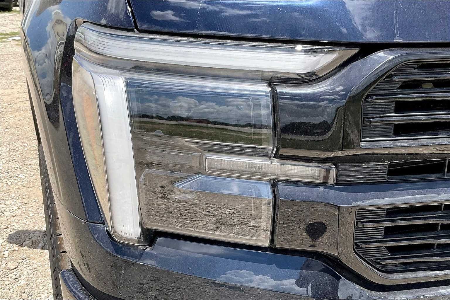 Used 2025 Antimatter Blue Metallic Ford Platinum image 11