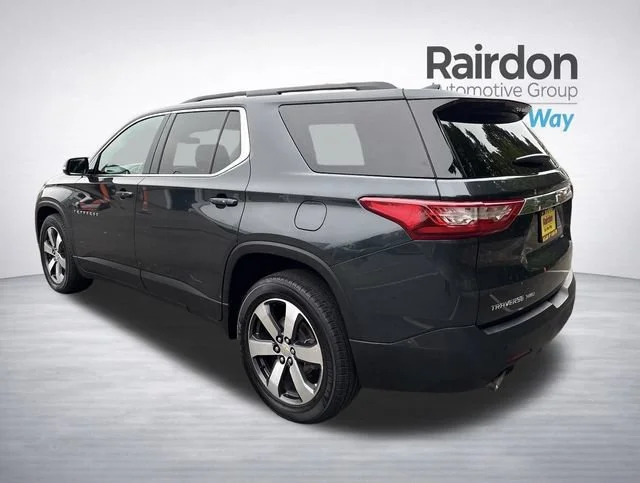 Used 2019 Graphite Metallic Chevrolet LT Leather image 5