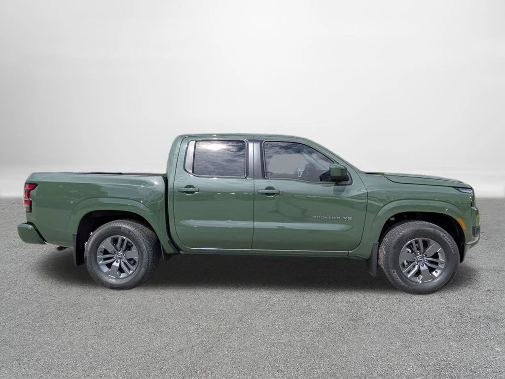New 2027  Nissan SV image 2