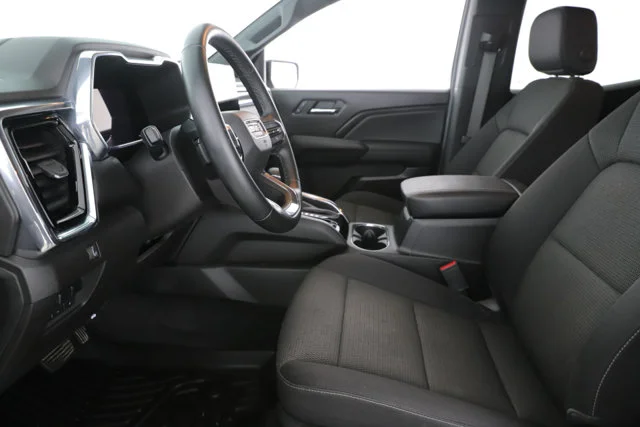 Used 2023 Gray GMC Elevation image 19