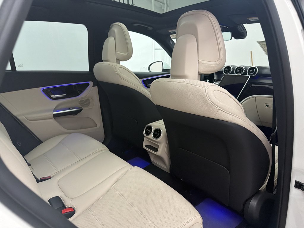 Certified Used 2026 White Mercedes-Benz GLC 300 image 25