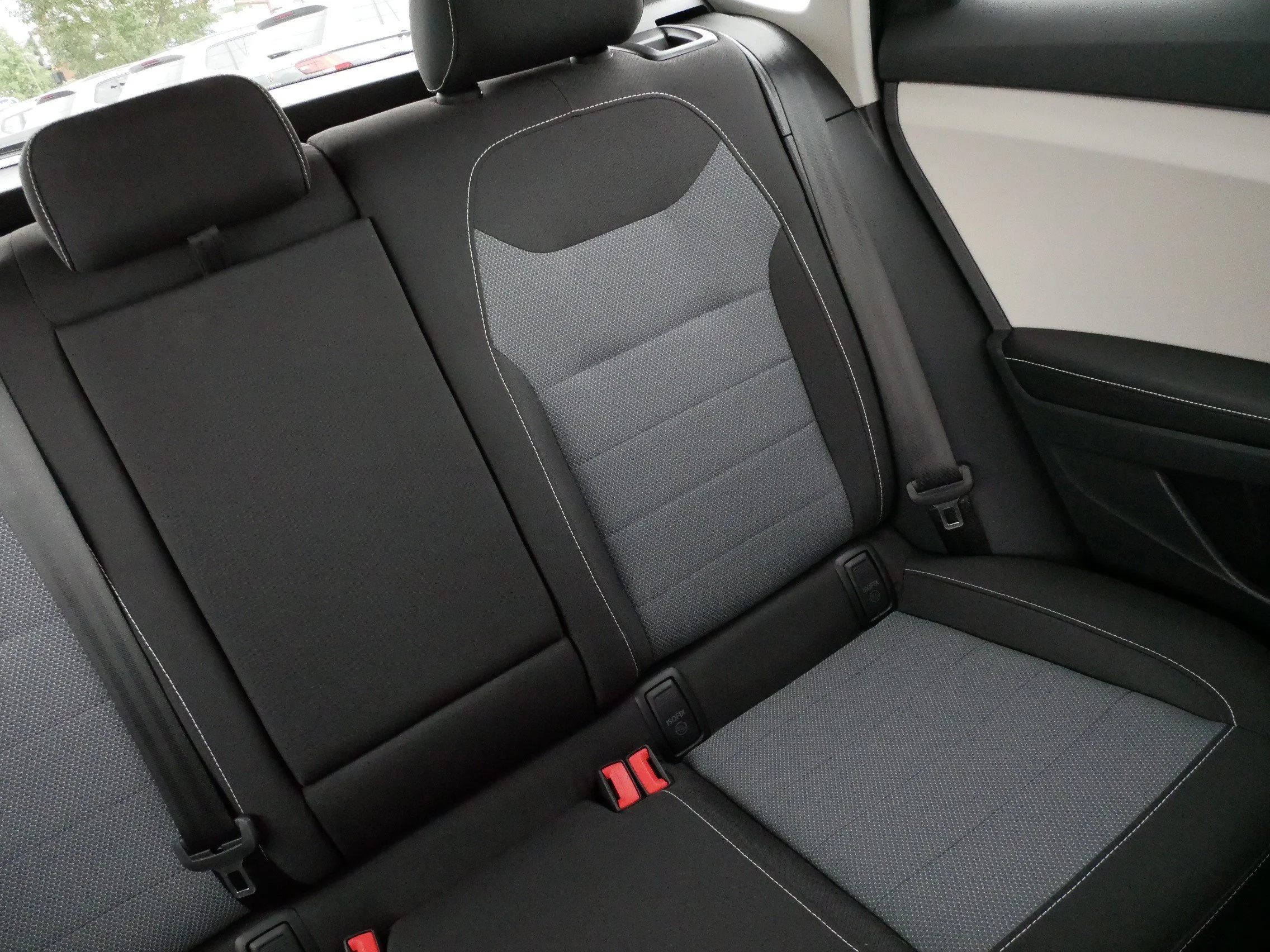 Used 2025 Platinum Gray Metallic Volkswagen S image 14