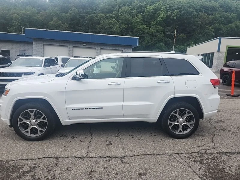 Used 2019 White Jeep Overland image 4
