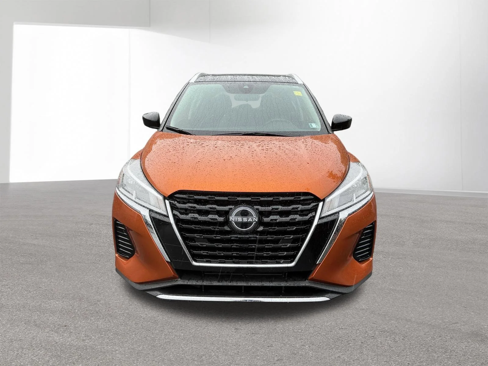 Used 2024 Monarch Orange Metallic/Super Black Nissan SV image 8