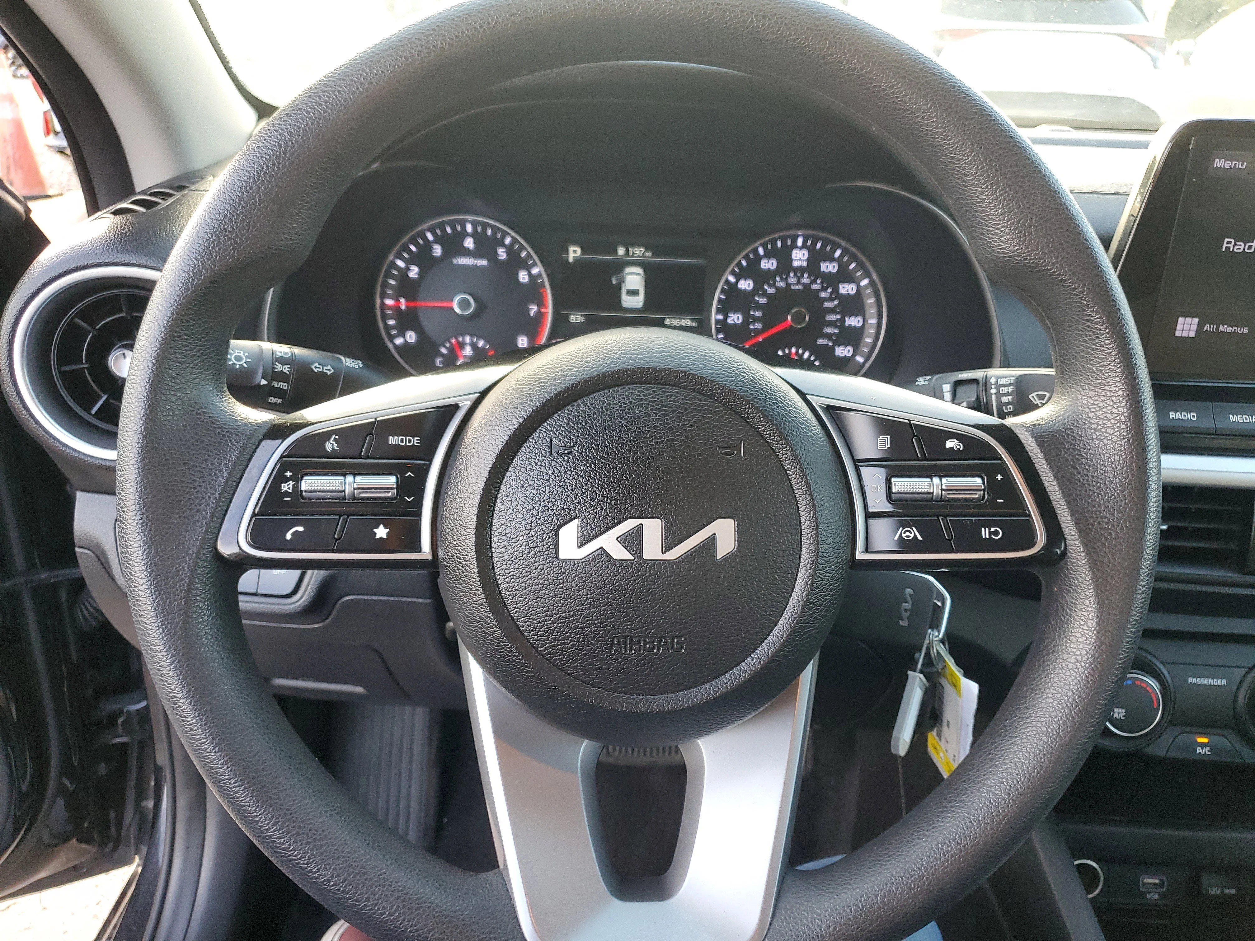 New 2022 Aurora Black Kia LXS image 17
