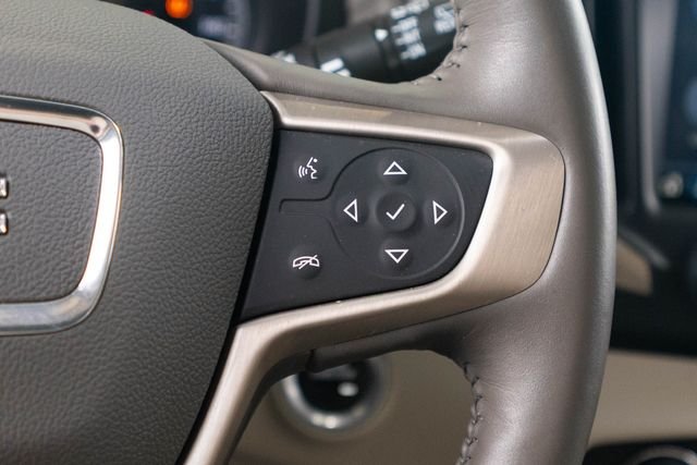 Used 2019 White GMC Denali image 19