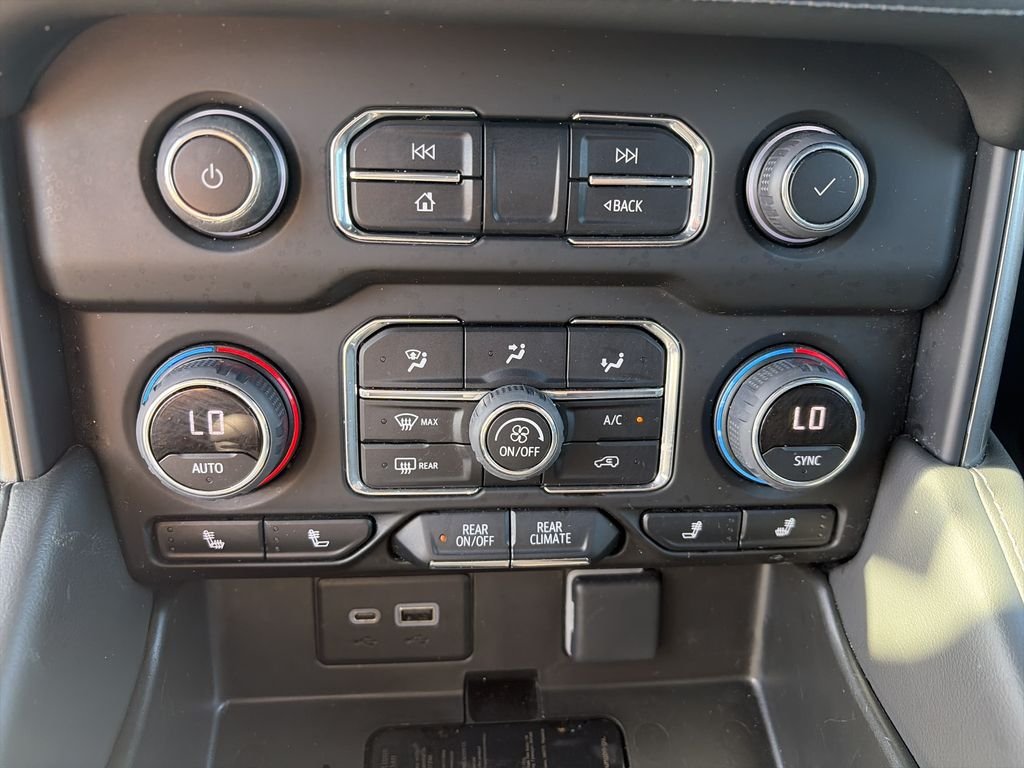 Used 2023 Gray Chevrolet LT image 26
