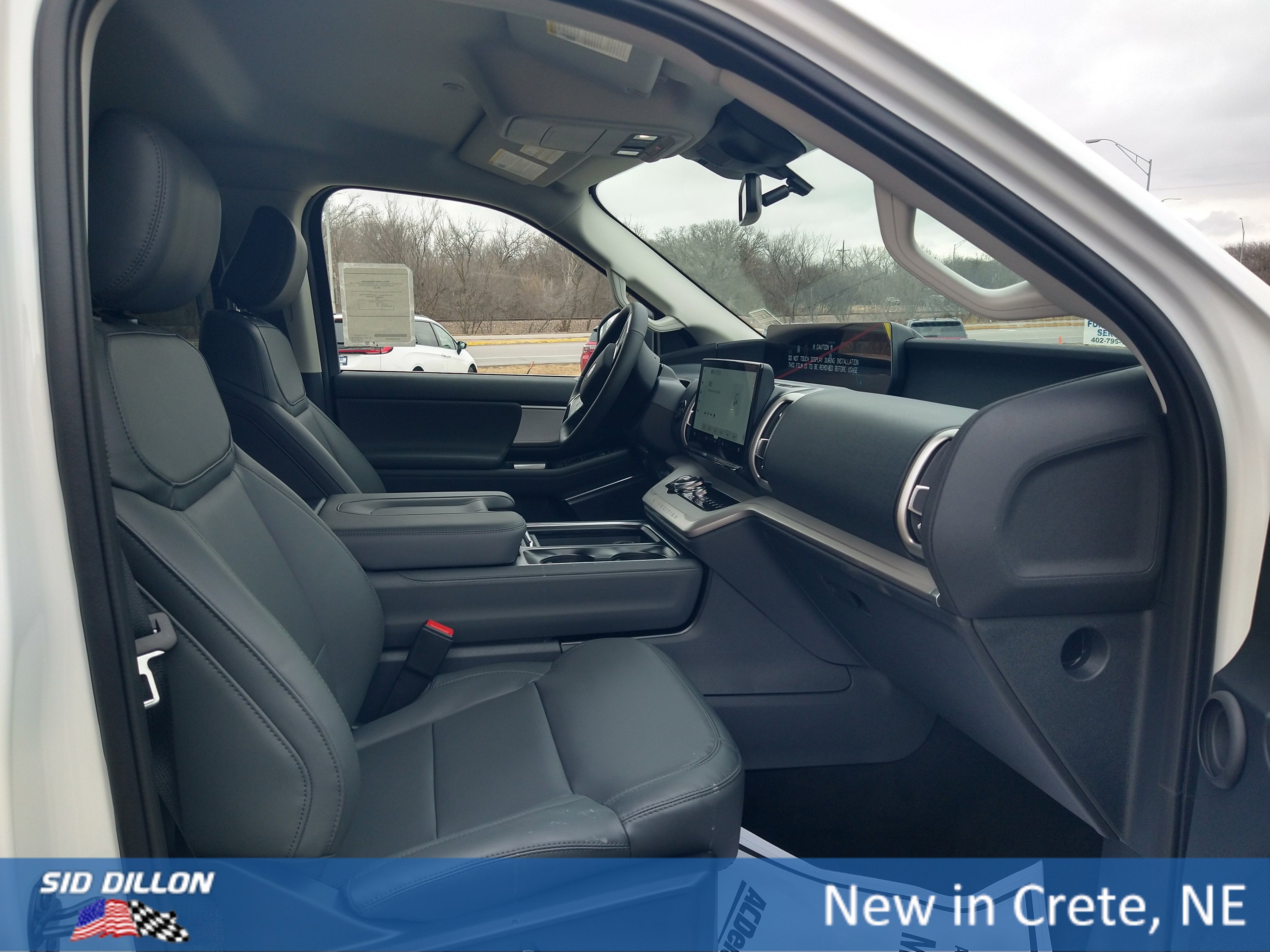 New 2026 Oxford White Ford Active image 4