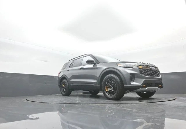 New 2026 Gray Ford Tremor image 28