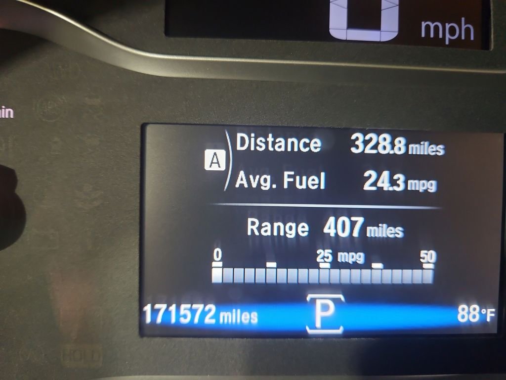 Used 2017 White Honda EX-L image 16