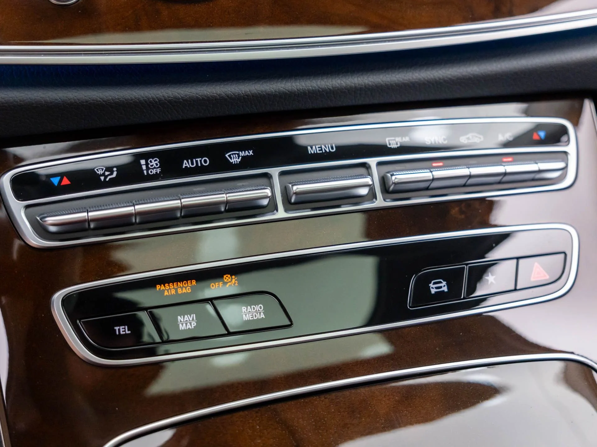 Used 2023 Silver Mercedes-Benz E 450 image 27