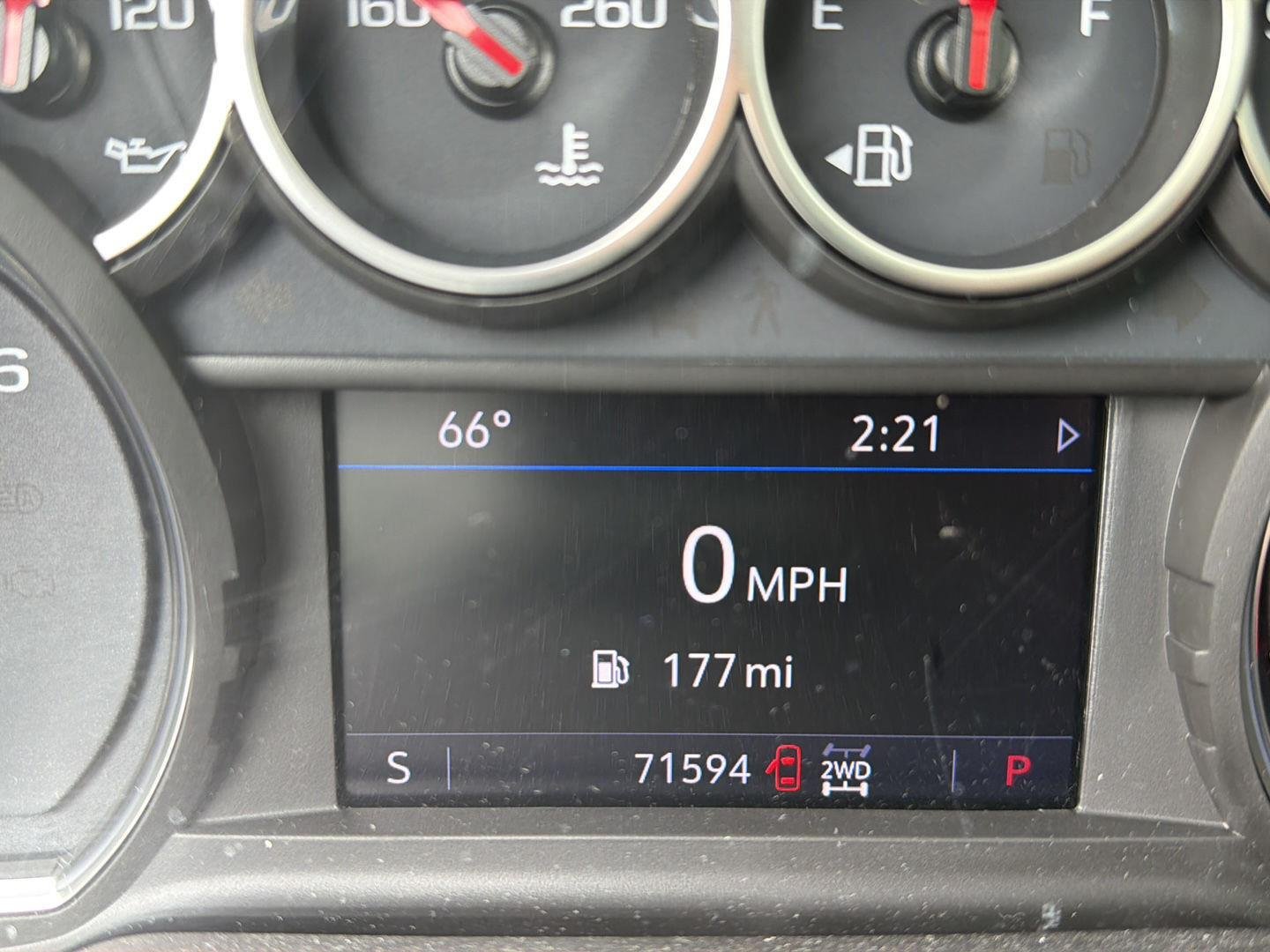 Used 2021 Summit White Chevrolet RST image 12