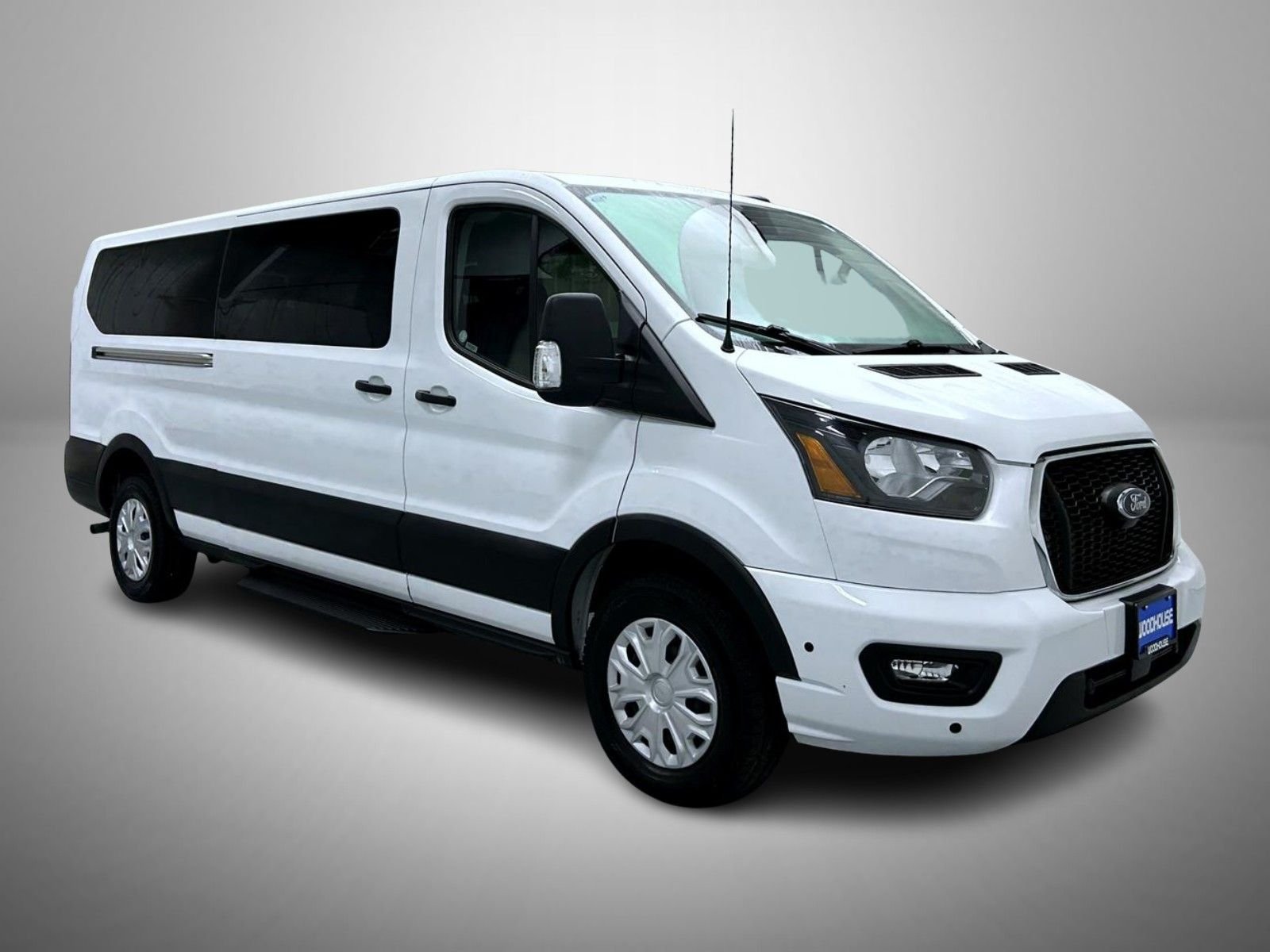 Used 2025 White Ford XLT image 3