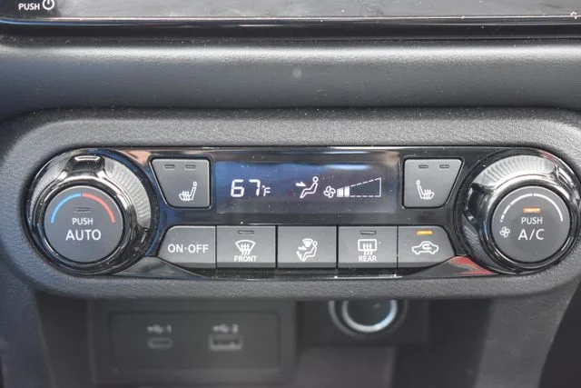 Used 2023 Gray Nissan SR image 30