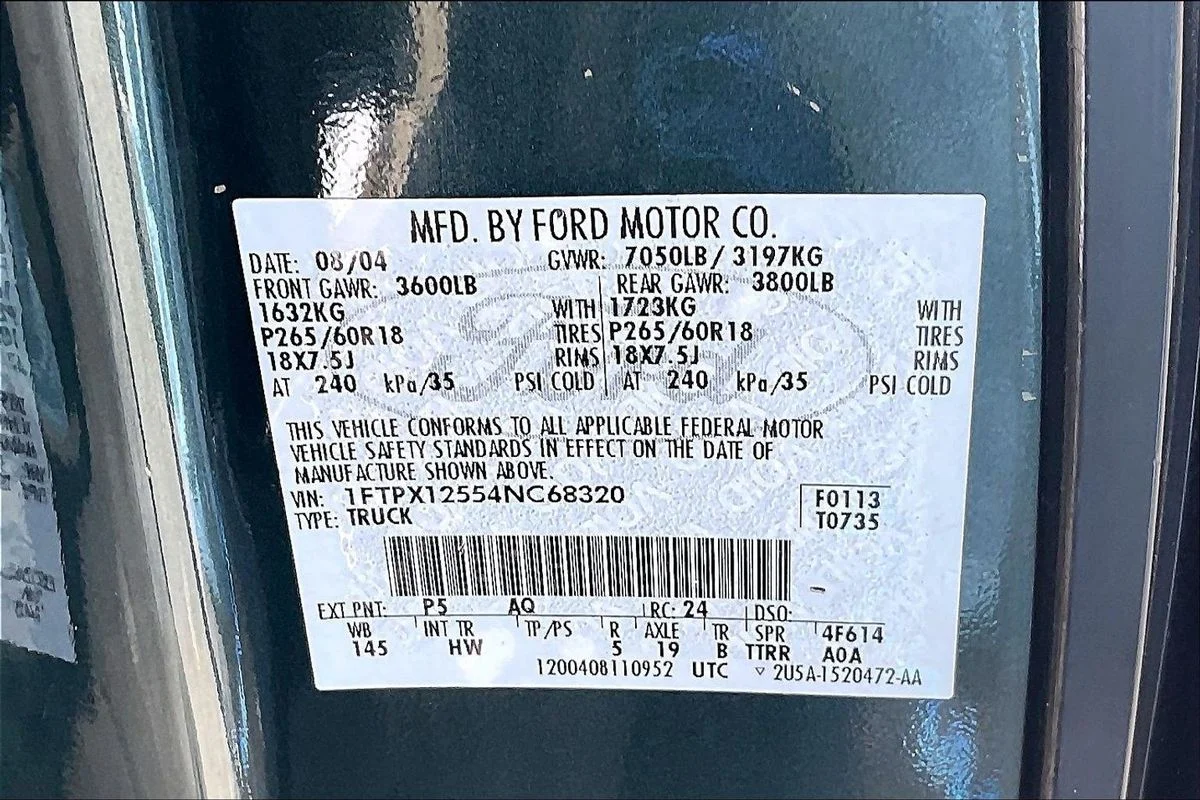 Used 2004 Green Ford LARIAT image 17