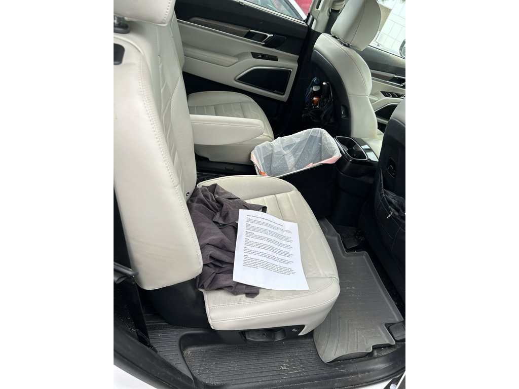 Used 2021 White Kia SX image 6
