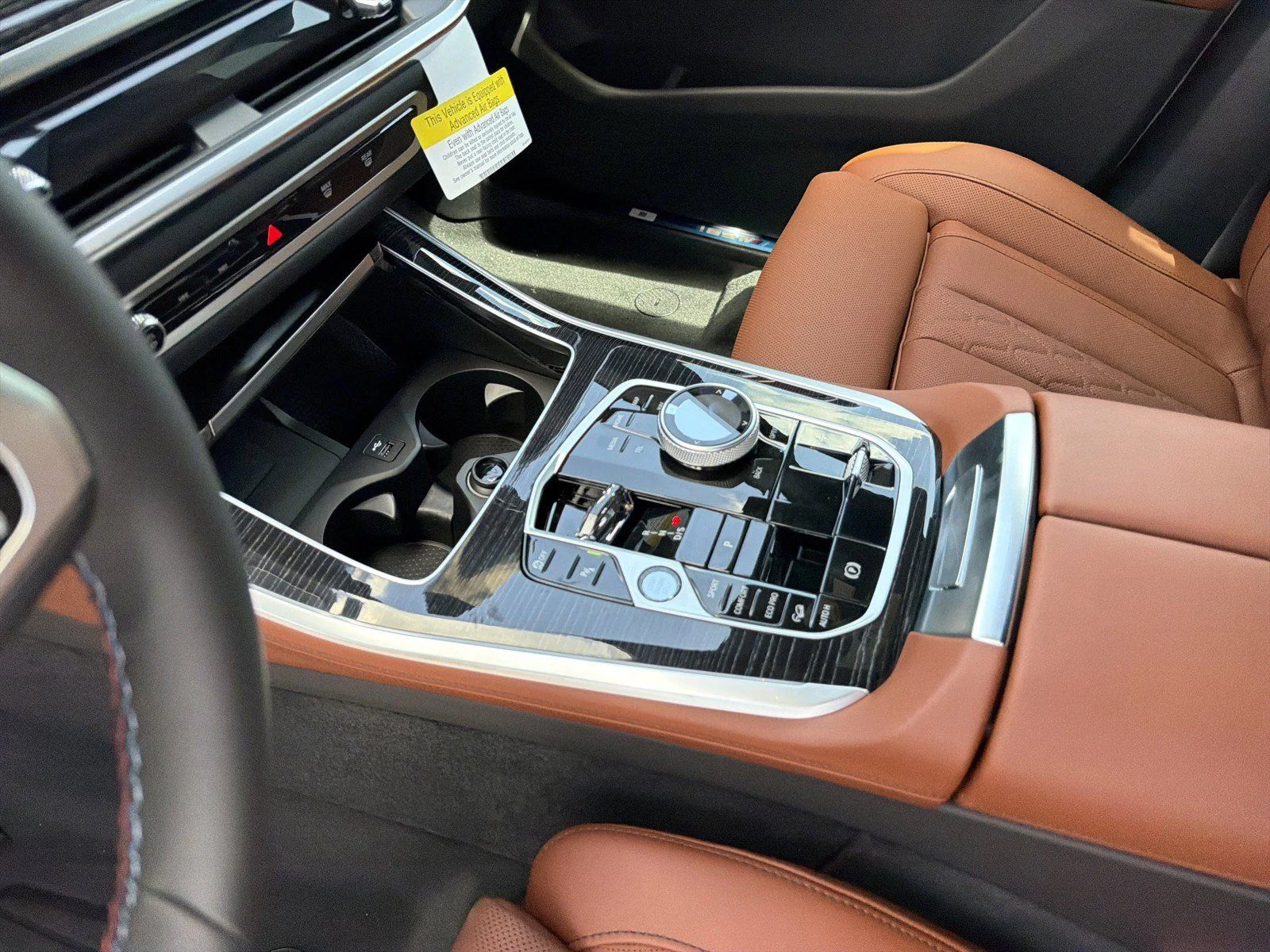 New 2026 Mineral White Metallic BMW M60i image 24